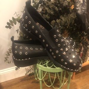 Just Juice Black Leather Studded Loafers Shoes Made in Italy. Size 38